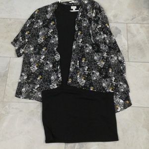 Lularoe Lindsay kimono